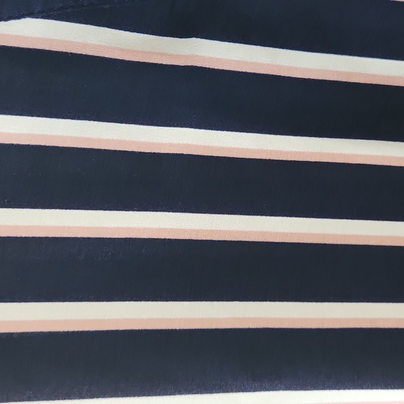 3 for $30 Sleevless blouse - Picture 2 of 3